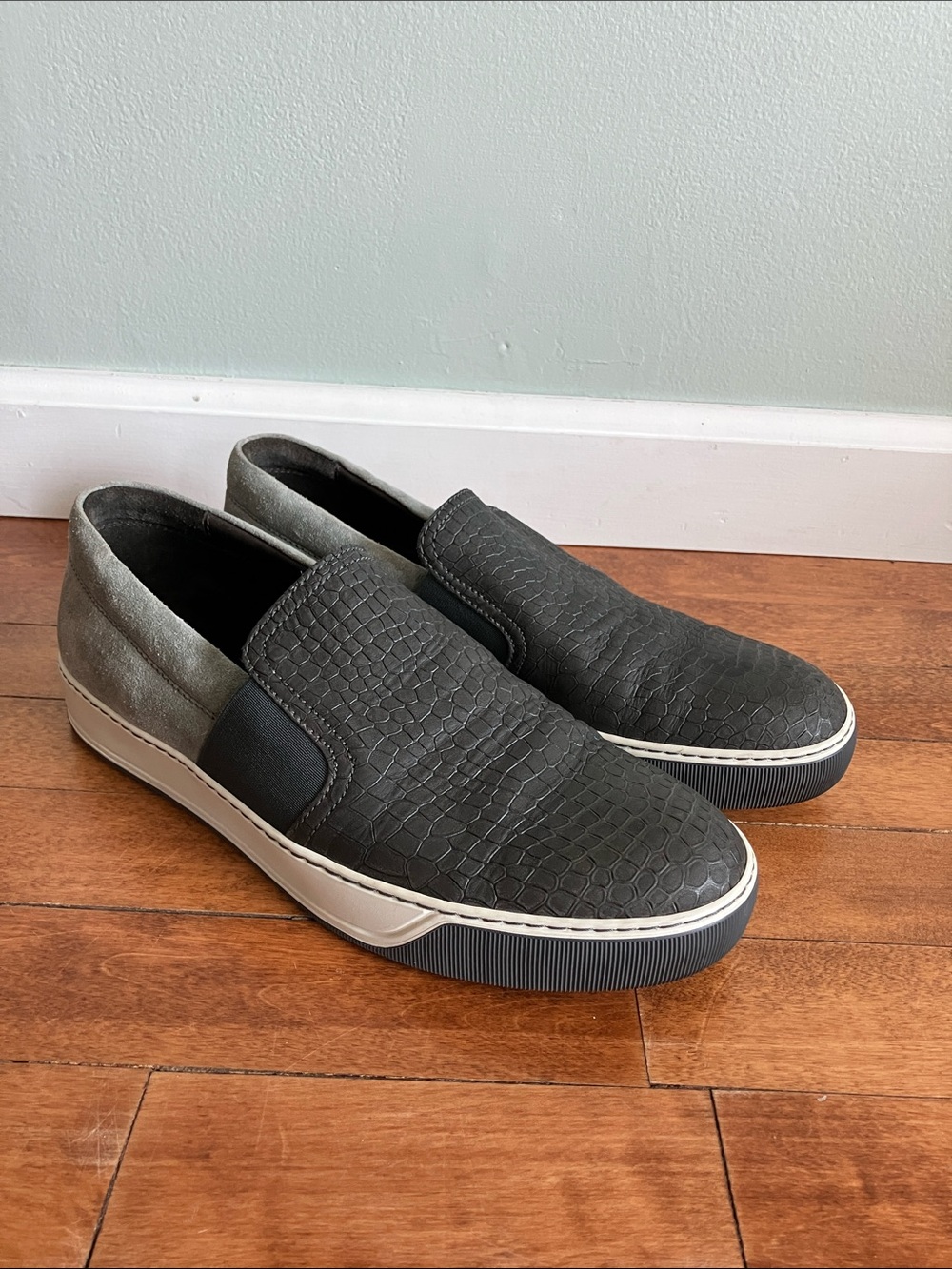 Lanvin Suede Embossed Gray Leather Slip-On Sneakers Mens Sz 8
